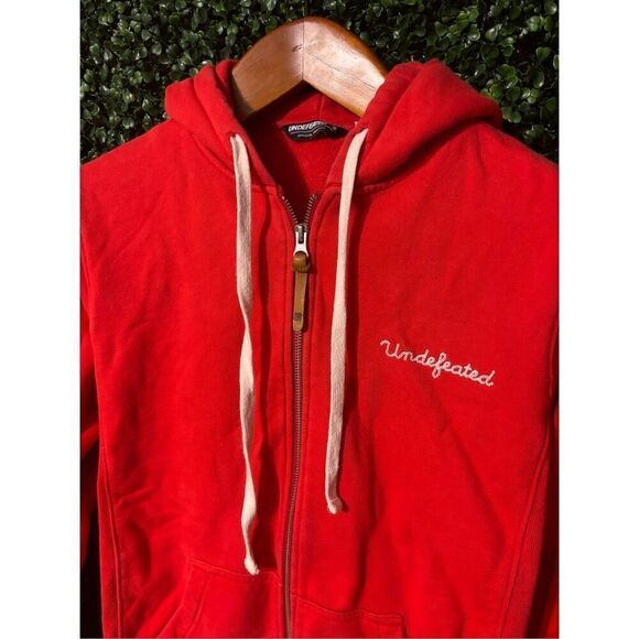 Undefeated Red Mens Hype Streetwear Zip Up Jacket Hoodie Sz Small - Picture 2 of 9